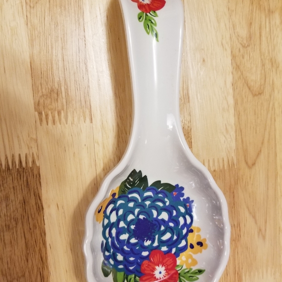 The Pioneer Woman Dining The Pioneer Woman Spoon Rest Poshmark